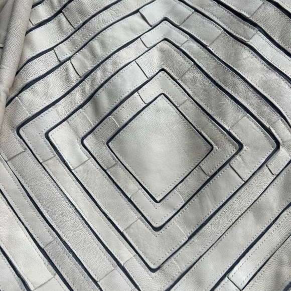 Cream leather Monserat De Lucca handbag - Picture 3 of 6